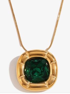 Gold Pendant Necklace with Green Gemstone